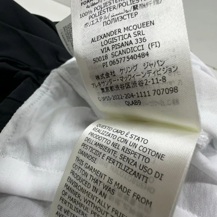 Alexander McQueen Alexander McQueen Black and White Short Sleeve Top 0079 Size S / US 4 / IT 40 - 7 Thumbnail