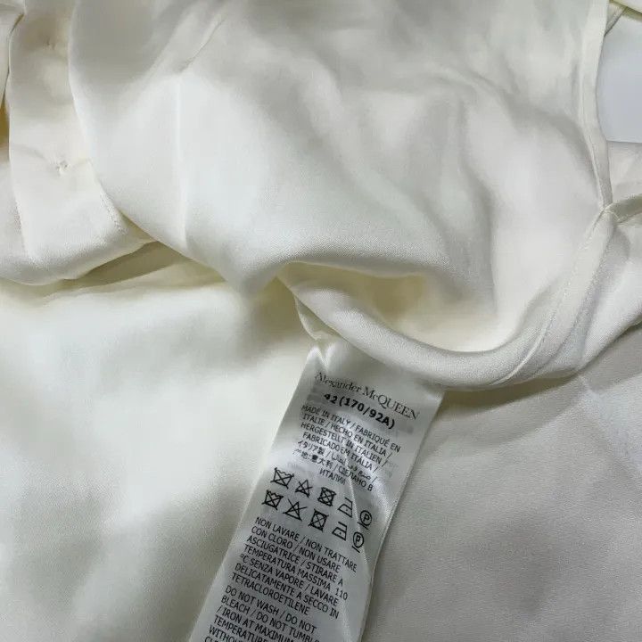 Alexander McQueen Alexander McQueen Women's Ruffled Long Sleeve Shirt 0079 Size L / US 10 / IT 46 - 5 Thumbnail