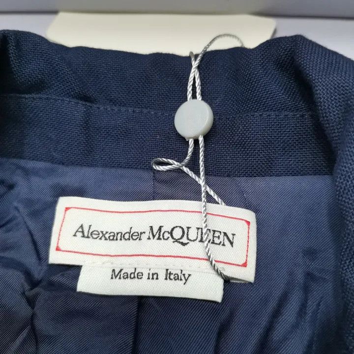 Alexander McQueen Alexander McQueen FW21 Logo Embellished Blazer 0079 Size M / US 6-8 / IT 42-44 - 8 Thumbnail