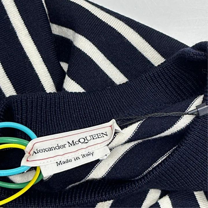 Alexander McQueen Alexander McQueen Striped Knit Long Sleeve Dress 0079 Size S / US 4 / IT 40 - 5 Thumbnail