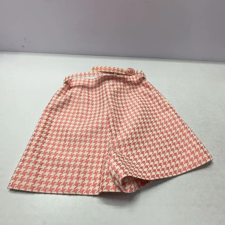 Dior Dior SS22 Pink Houndstooth Casual Shorts 0079 Size 22" - 11 Thumbnail