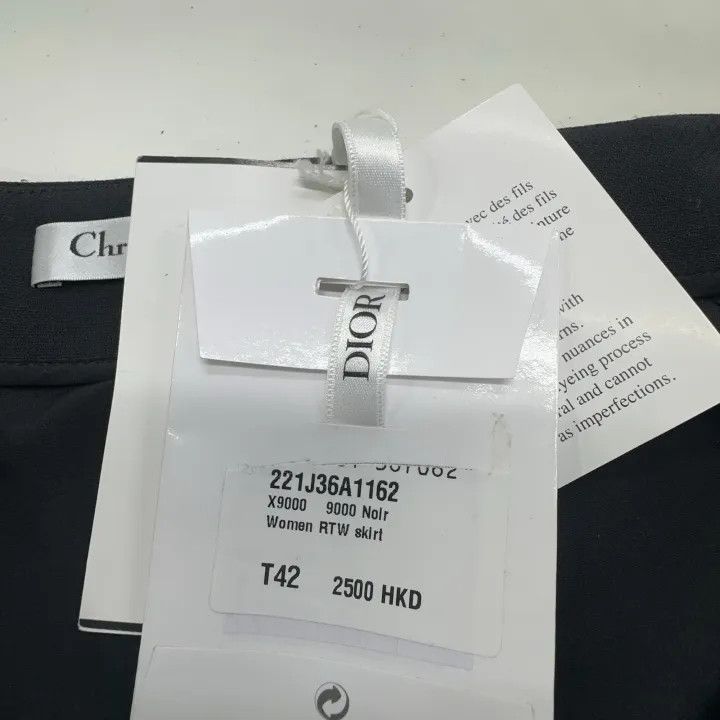 Dior Dior Casual Plain Color Half Skirt 0079 Size 42" / US 20 - 4 Thumbnail