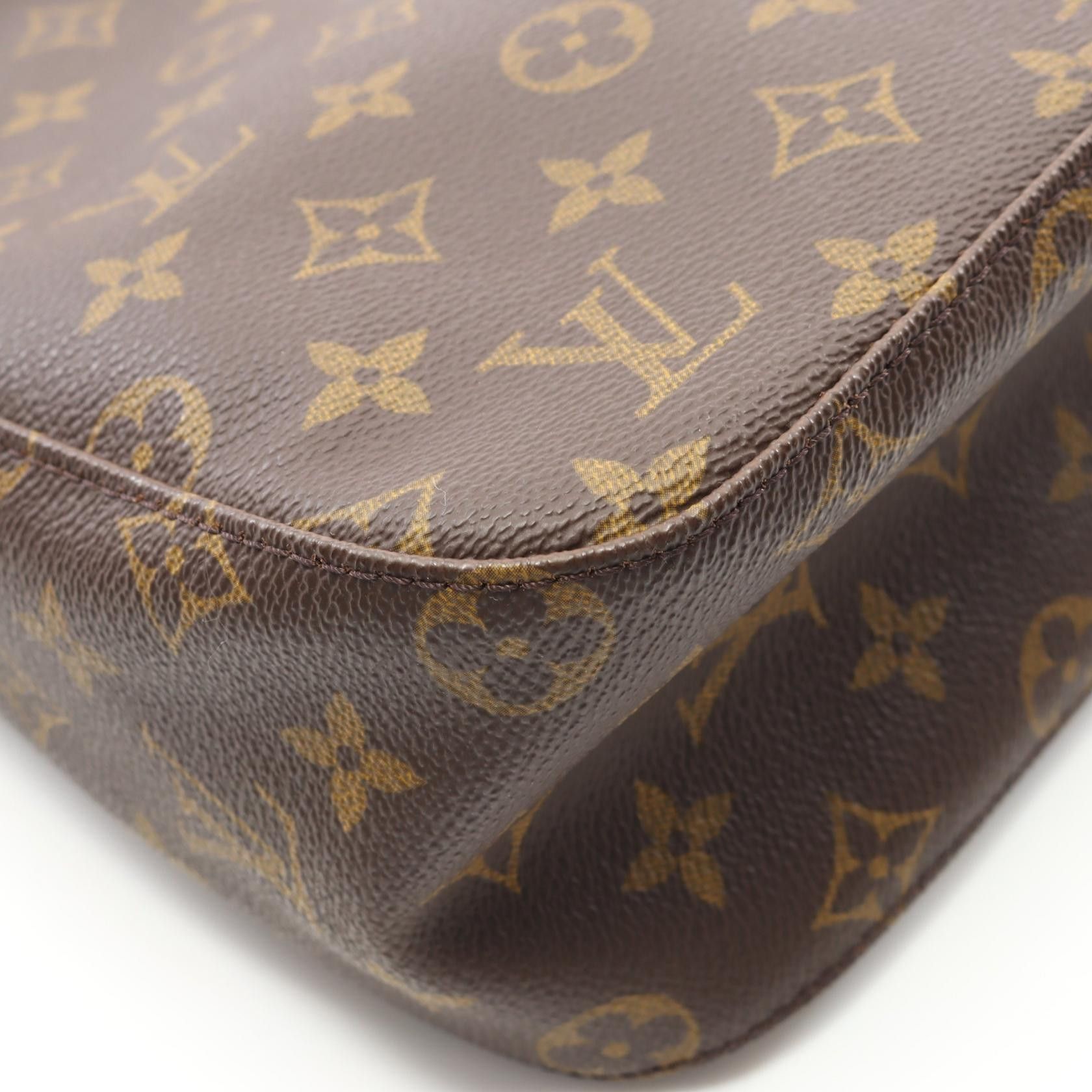 Louis Vuitton Louis Vuitton Louis Vuitton Looping MM Monogram Shoulder Bag Canvas Shoulder Bag M51146 Size ONE SIZE - 7 Thumbnail
