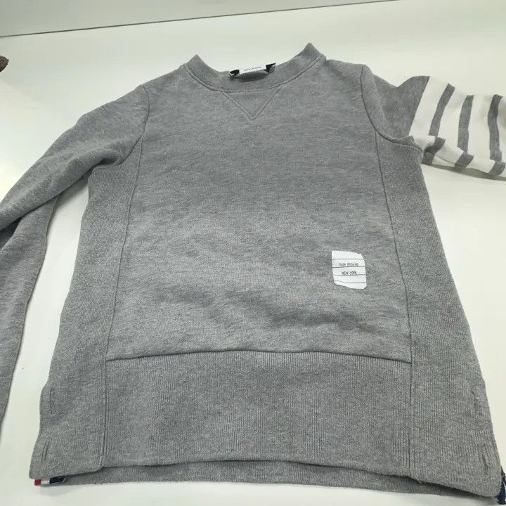 Thom Browne Thom Browne Grey Striped Sweatshirt for Women 0079 Size S / US 4 / IT 40 - 8 Thumbnail
