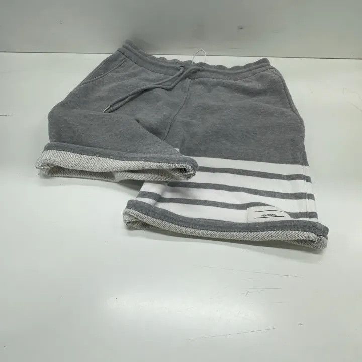 Thom Browne Thom Browne Gray Cotton Drawstring Shorts 0079 Size 42" / US 20 - 10 Thumbnail