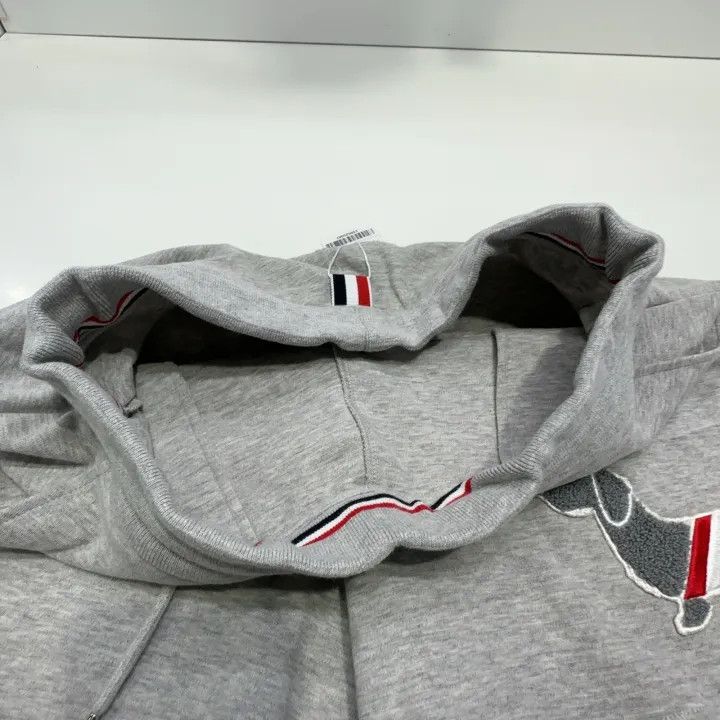 Thom Browne Thom Browne Gray Dog Embroidery Shorts for Women 0079 Size 42" / US 20 - 7 Thumbnail