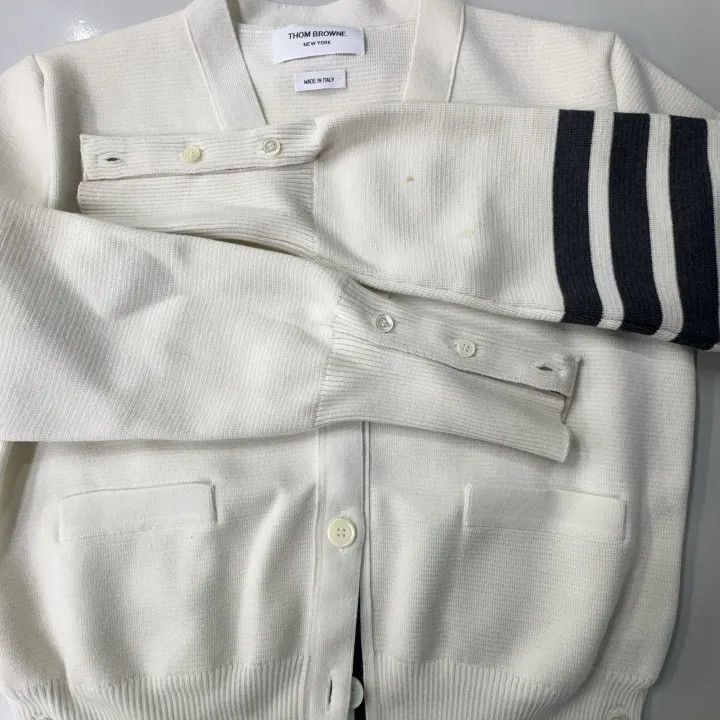 Thom Browne Thom Browne White Merino Wool Cardigan 0079 Size M / US 6-8 / IT 42-44 - 8 Thumbnail