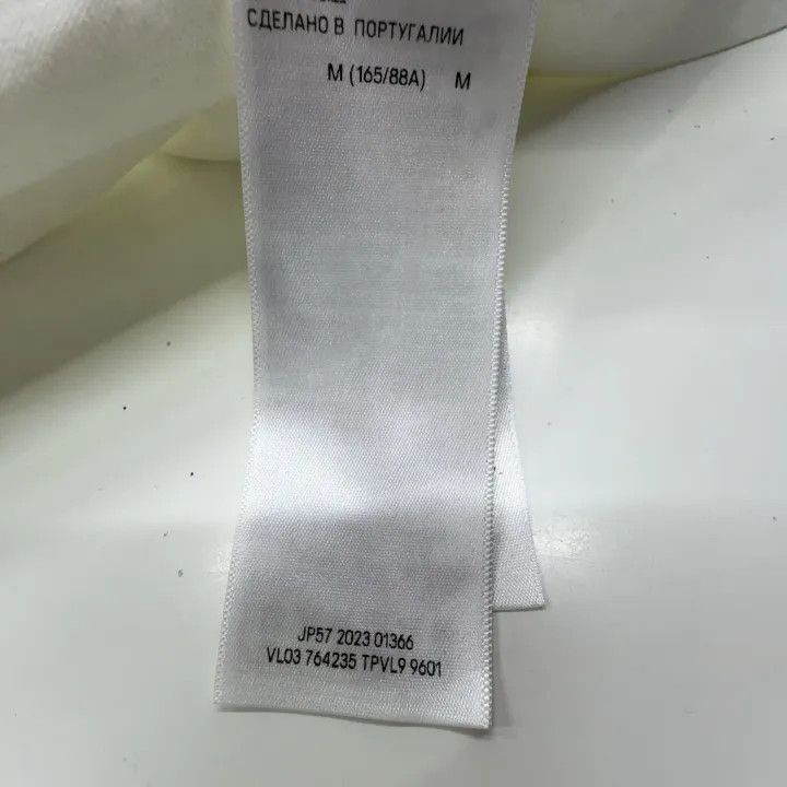 Balenciaga Balenciaga Beach Graphic T-Shirt for Women 0079 Size M / US 6-8 / IT 42-44 - 5 Thumbnail