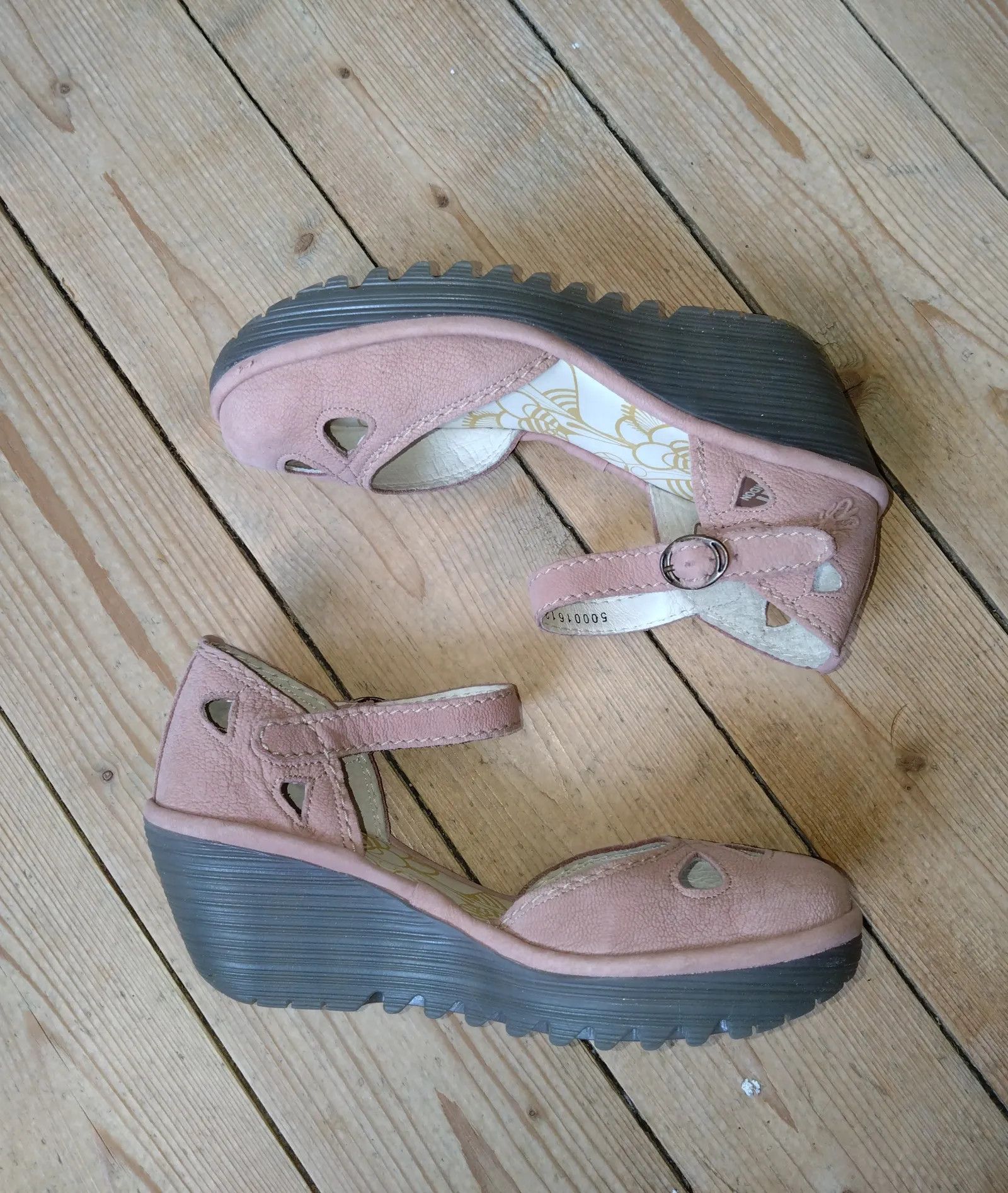 Fly London Fly London Yuna Sandals Size US 8 / IT 38 - 3 Thumbnail