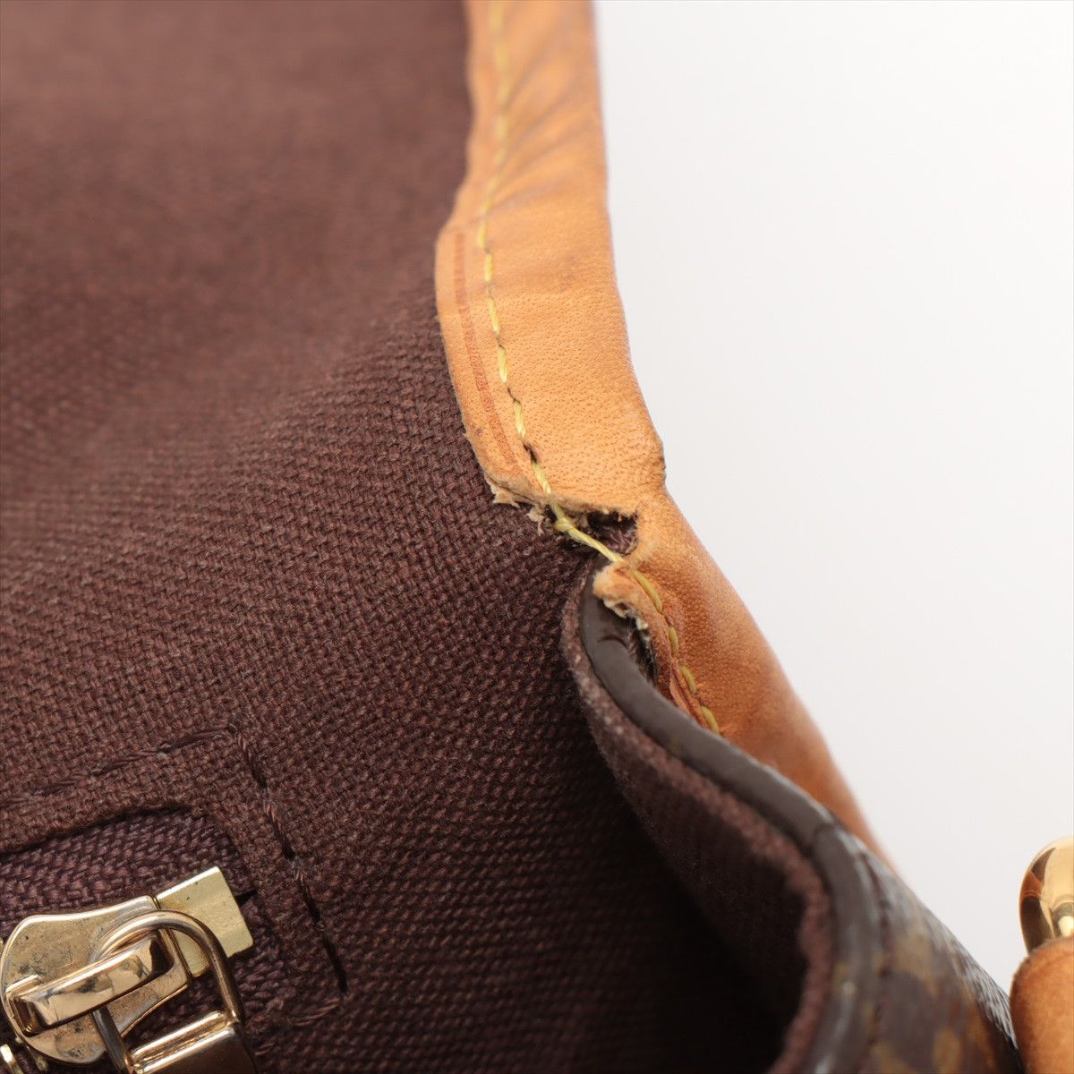 Louis Vuitton Louis Vuitton Menilmontant shoulder Size ONE SIZE - 8 Thumbnail