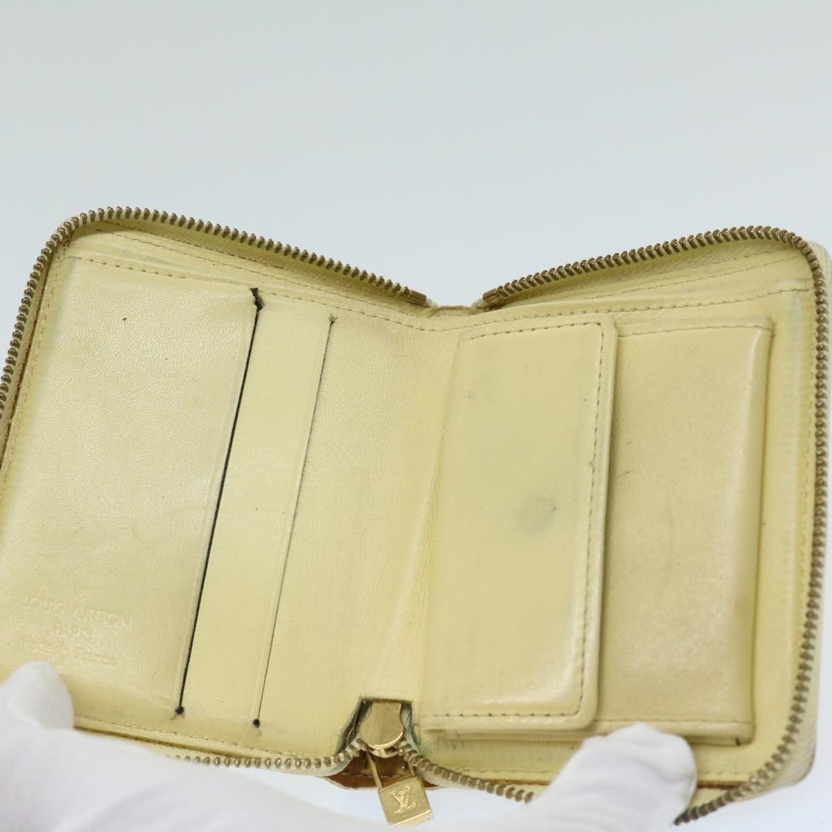Louis Vuitton Louis Vuitton Vénus wallet Size ONE SIZE - 5 Thumbnail