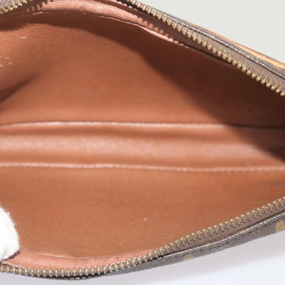 Louis Vuitton Louis Vuitton Marly Dragonne clutch Size ONE SIZE - 5 Thumbnail