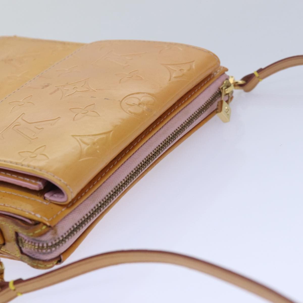 Louis Vuitton Louis Vuitton Mott clutch Size ONE SIZE - 4 Thumbnail