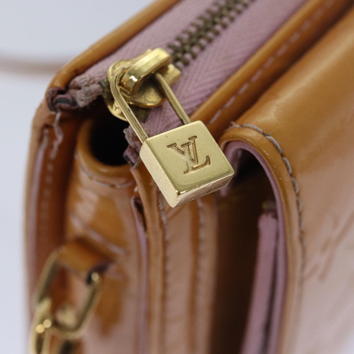 Louis Vuitton Louis Vuitton Mott clutch Size ONE SIZE - 18 Thumbnail