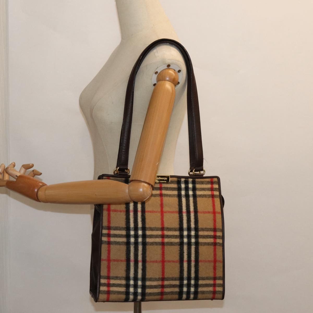 Burberry Burberry Nova Check shoulder Size ONE SIZE - 7 Thumbnail