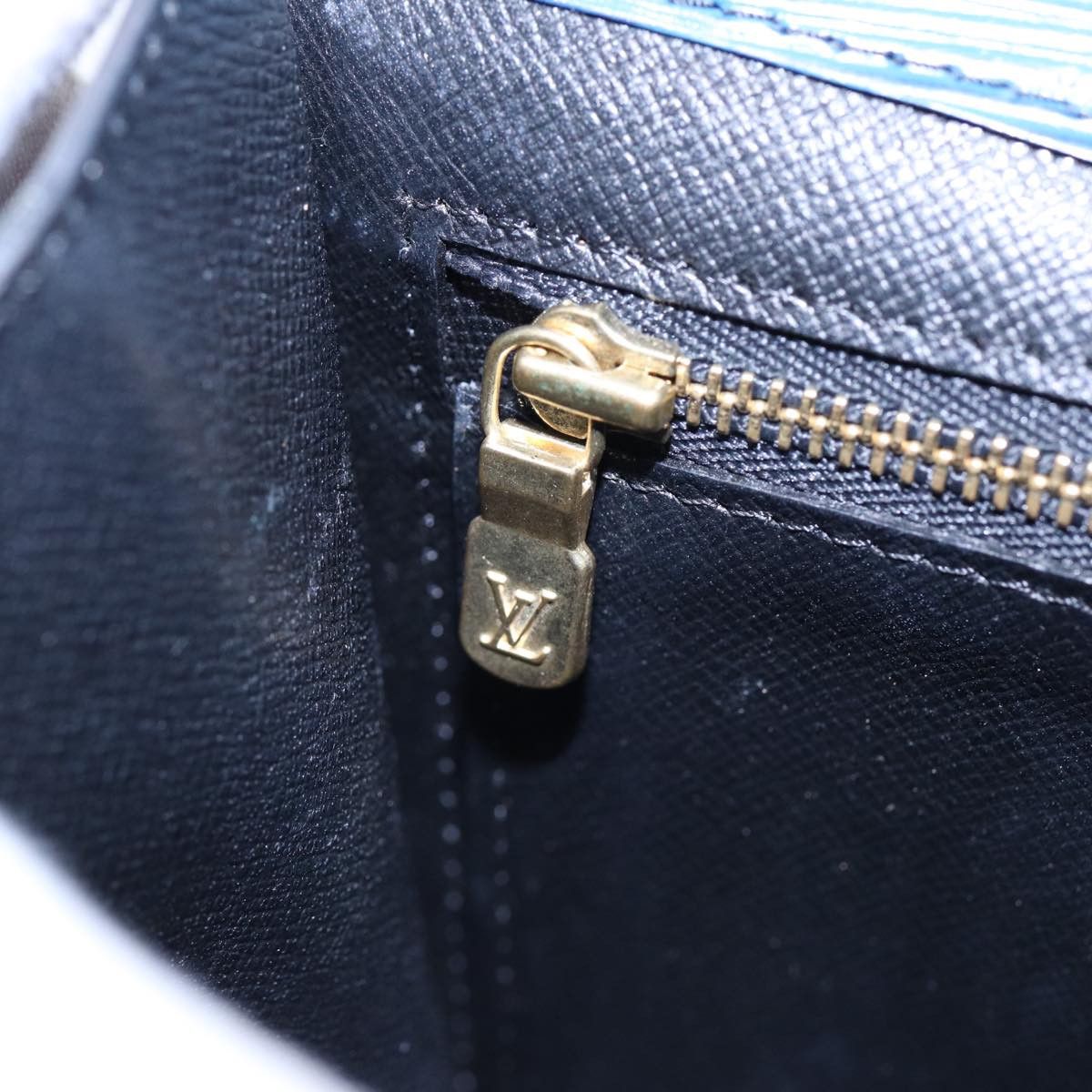 Louis Vuitton Louis Vuitton Montaigne clutch Size ONE SIZE - 6 Thumbnail