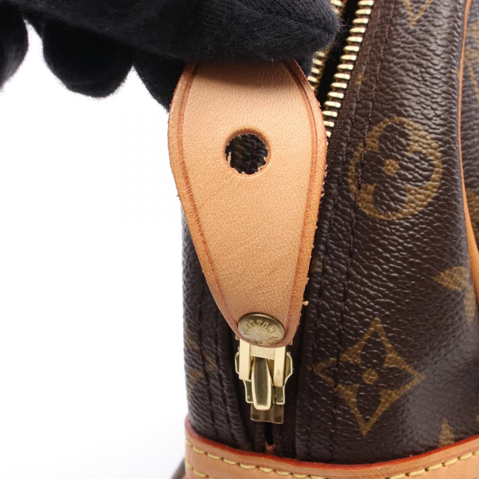 Louis Vuitton Louis Vuitton Louis Vuitton Montorgueil PM Monogram Shoulder Bag Canvas Shoulder Bag M95565 Size ONE SIZE - 8 Thumbnail