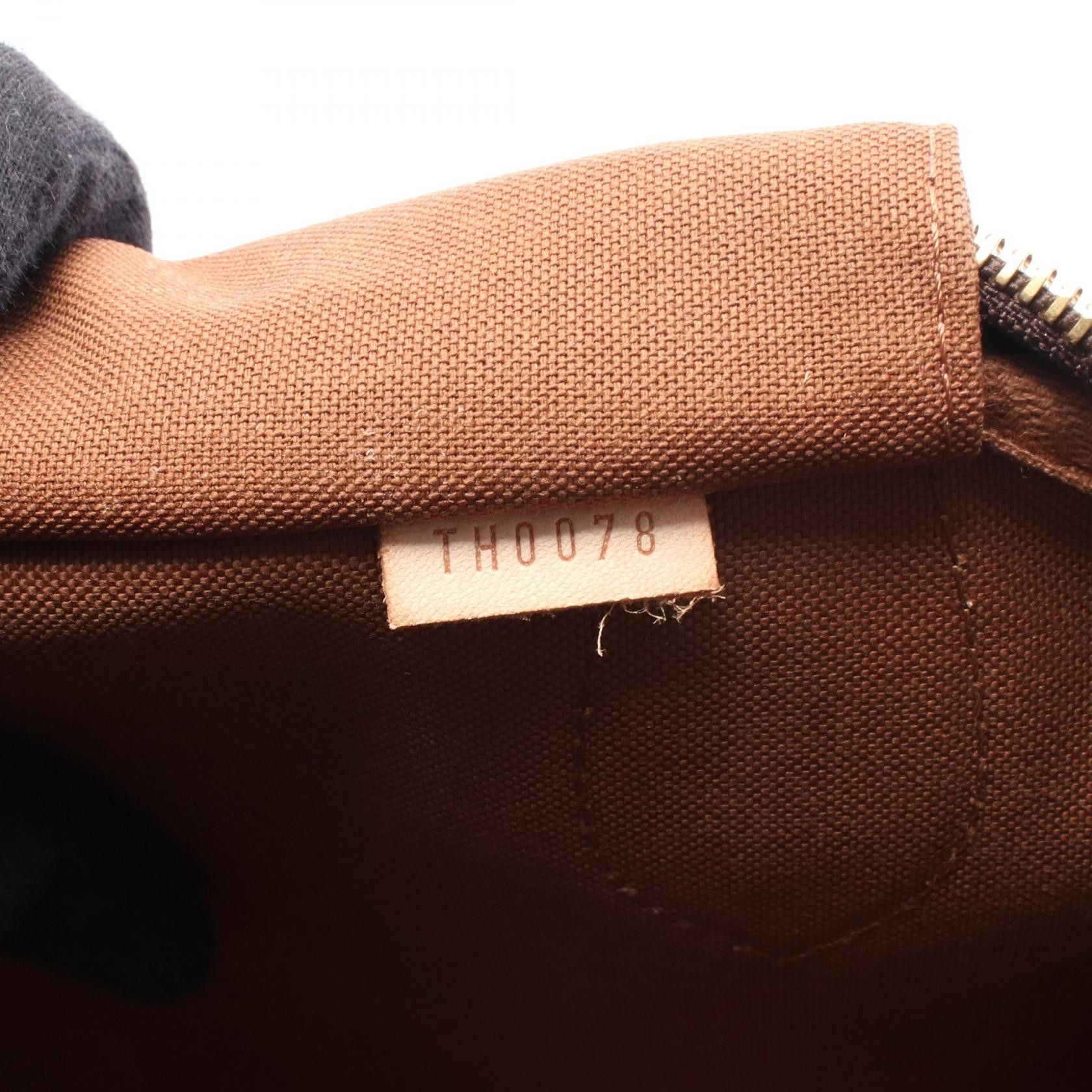 Louis Vuitton Louis Vuitton Louis Vuitton Montorgueil PM Monogram Shoulder Bag Canvas Shoulder Bag M95565 Size ONE SIZE - 5 Thumbnail