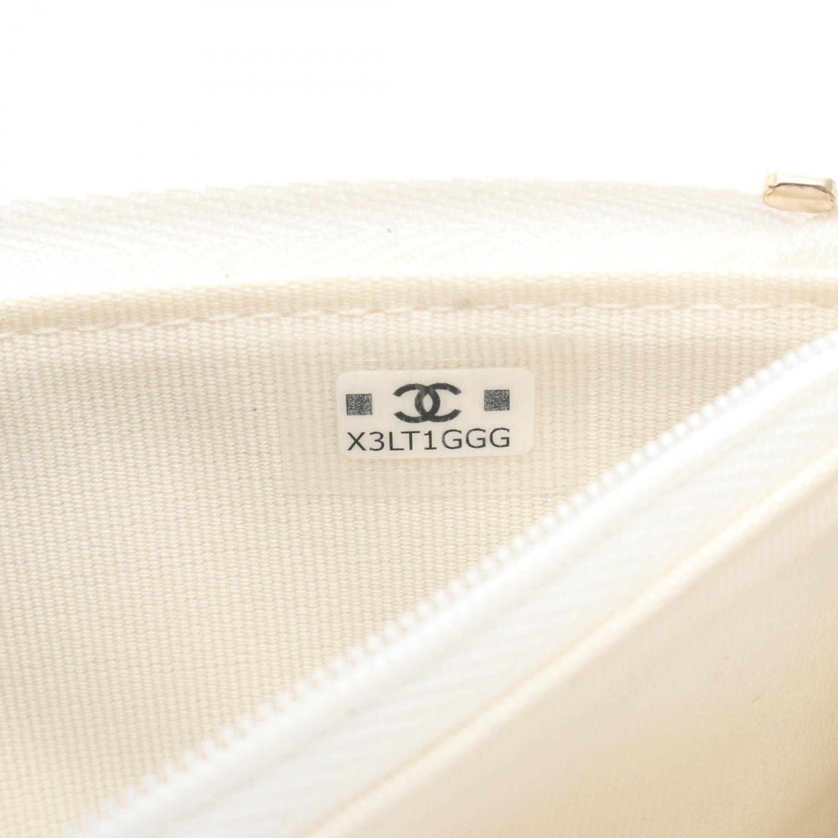 Chanel Chanel Chanel Matelasse Caviar Skin Shoulder Bag Leather Shoulder Bag AP3744 Size ONE SIZE - 5 Thumbnail