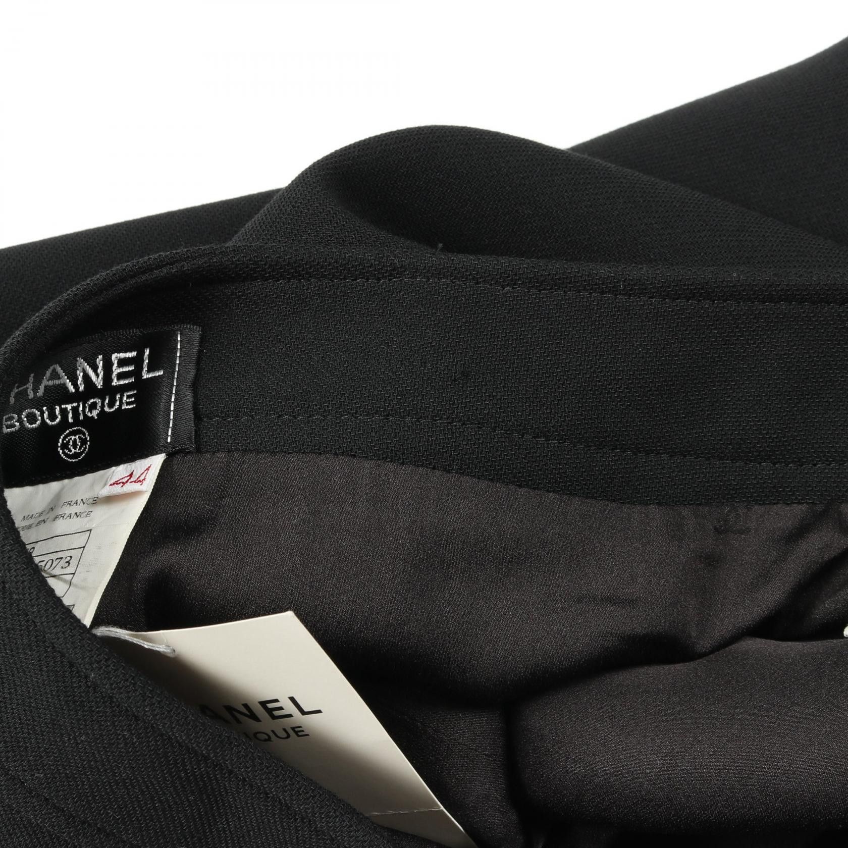 Chanel Chanel Chanel Coco Mark Button Wool Skirt Others Skirts P08503V05073 Size ONE SIZE - 8 Thumbnail