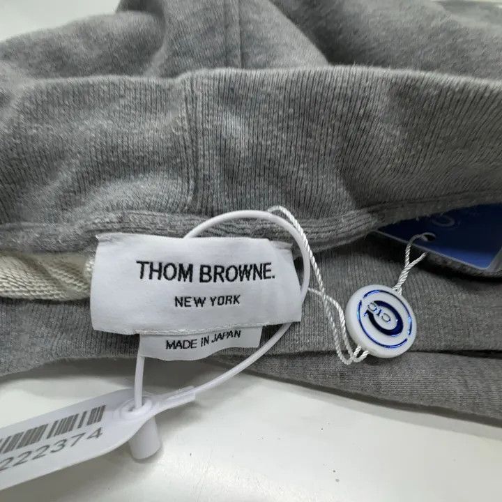 Thom Browne Thom Browne Classic Grey Sweatpants with Stripes 0079 Size 38" / US 16 / IT 52 - 4 Thumbnail