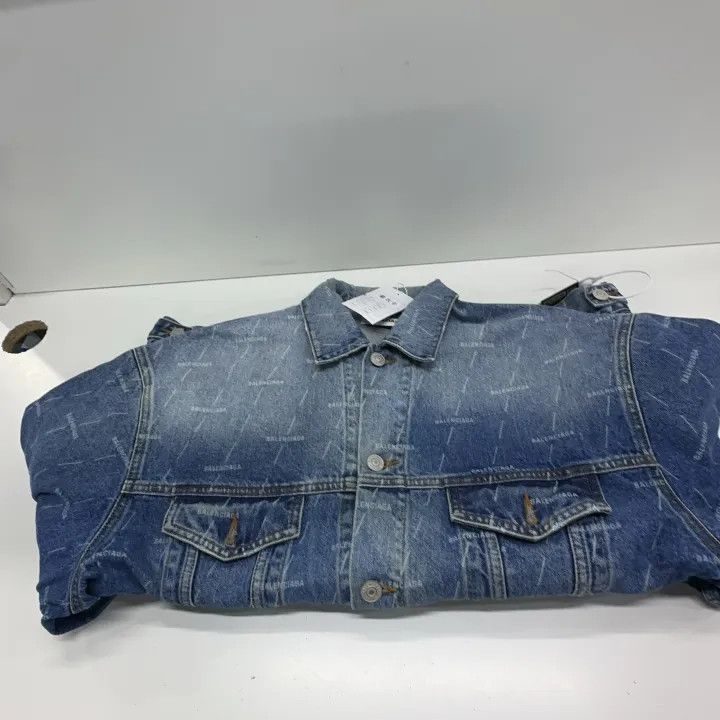Balenciaga Balenciaga Letter Print Denim Jacket for Women 0079 Size S / US 4 / IT 40 - 8 Thumbnail