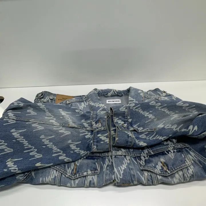 Balenciaga Balenciaga Logo Printed Denim Jacket 0079 Size S / US 4 / IT 40 - 9 Thumbnail