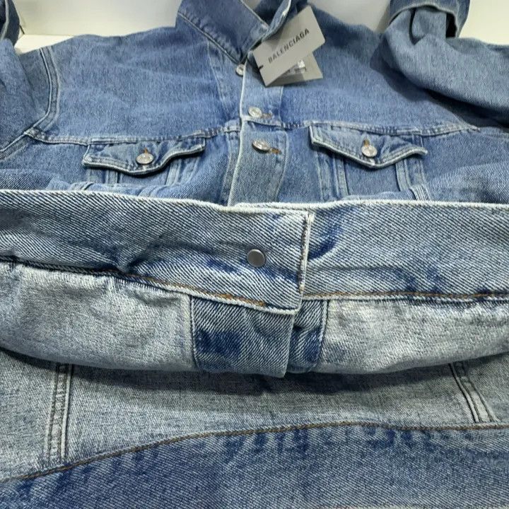 Balenciaga Balenciaga Women's Washed Denim Jacket 0079 Size M / US 6-8 / IT 42-44 - 10 Thumbnail