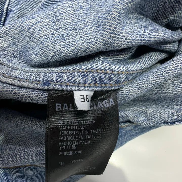 Balenciaga Balenciaga Women's Washed Denim Jacket 0079 Size M / US 6-8 / IT 42-44 - 4 Thumbnail