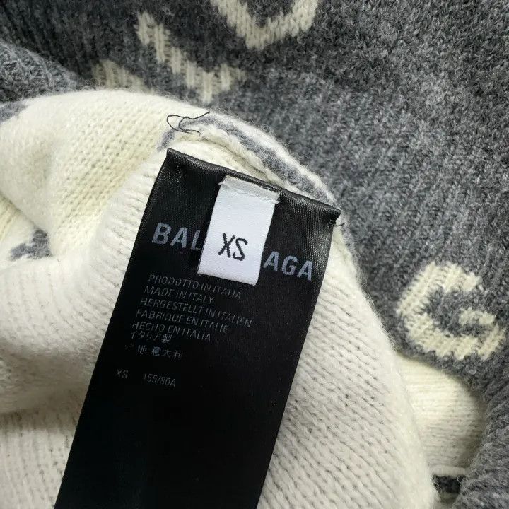 Balenciaga Balenciaga Logo Wool Knit Sweater for Women 0079 Size XS / US 0-2 / IT 36-38 - 4 Thumbnail