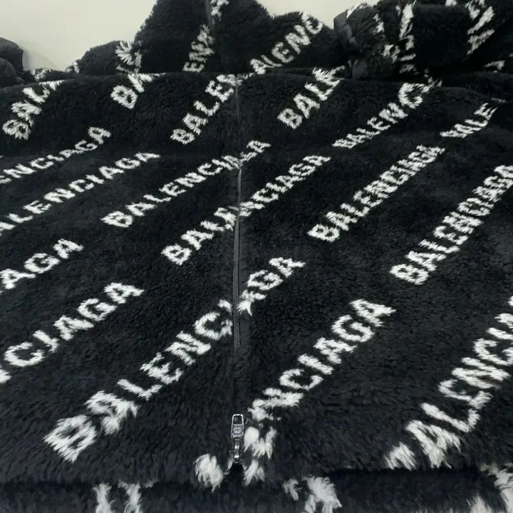 Balenciaga Balenciaga Black Faux Fur Zip-Up Jacket 0079 Size XS / US 0-2 / IT 36-38 - 9 Thumbnail