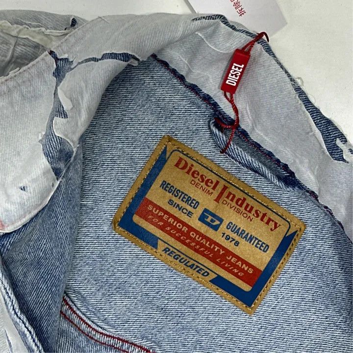 Diesel Diesel Blue Denim Jacket for Men 0079 Size US L / EU 52-54 / 3 - 6 Thumbnail