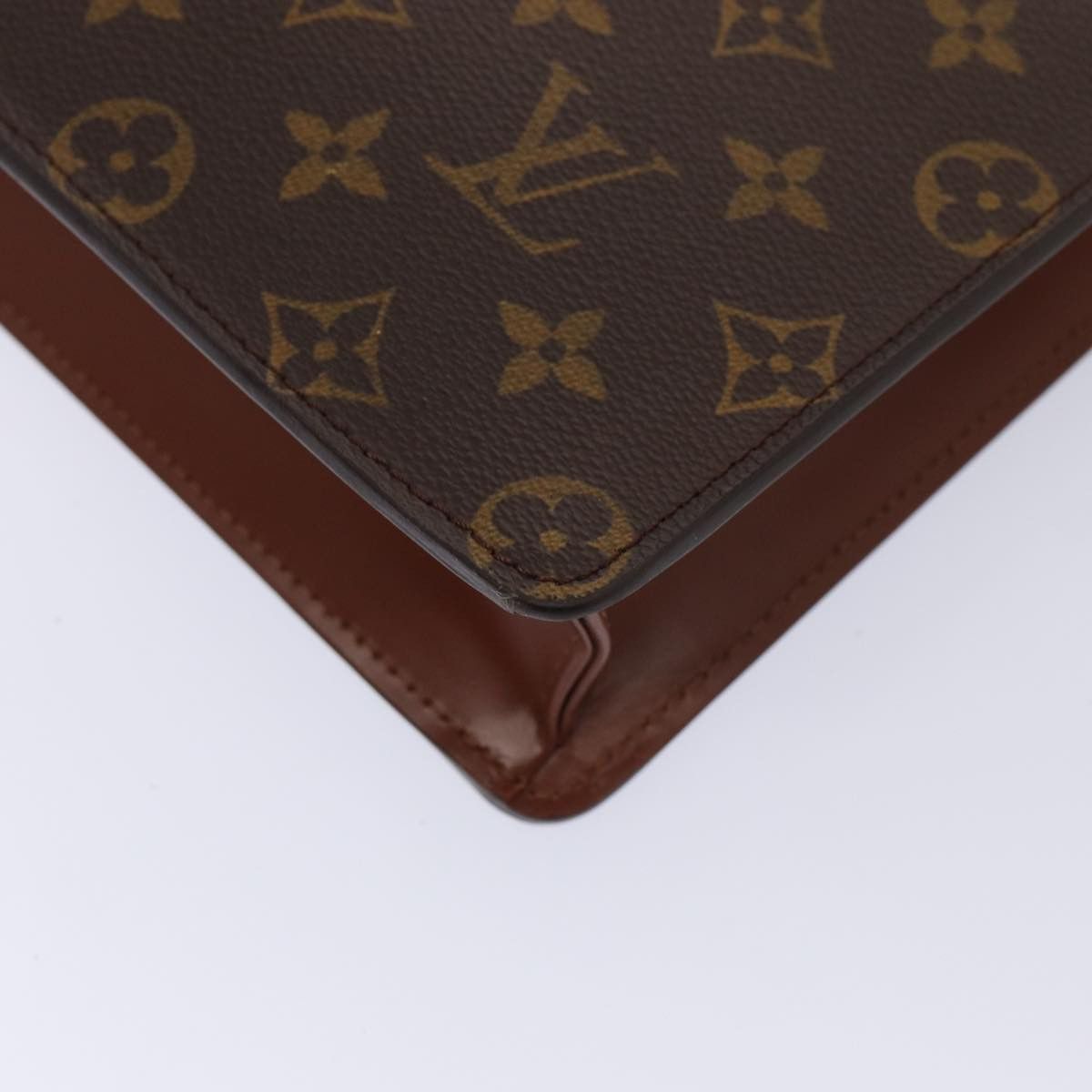 Louis Vuitton Louis Vuitton Pochette A4 clutch Size ONE SIZE - 13 Thumbnail