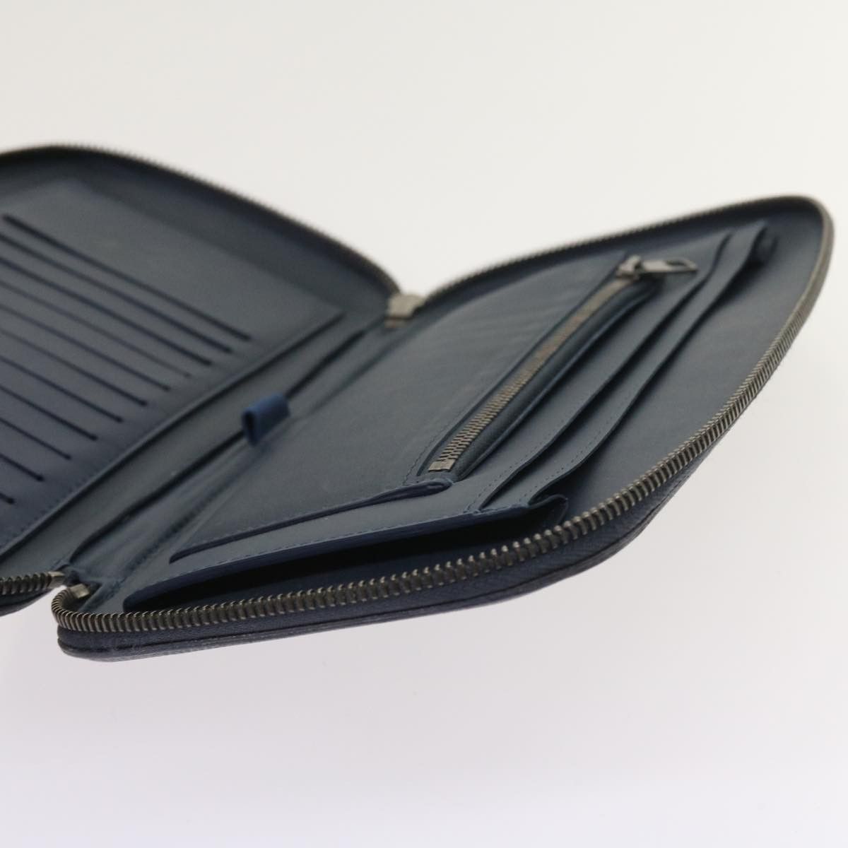 Louis Vuitton Louis Vuitton Atholl clutch Size ONE SIZE - 18 Thumbnail