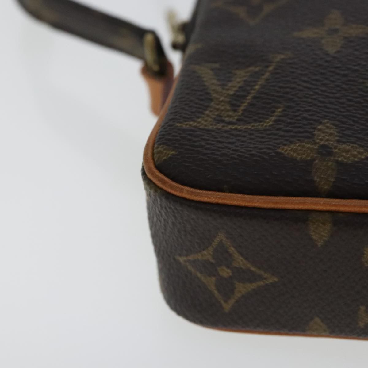 Louis Vuitton Louis Vuitton Danube clutch Size ONE SIZE - 6 Thumbnail