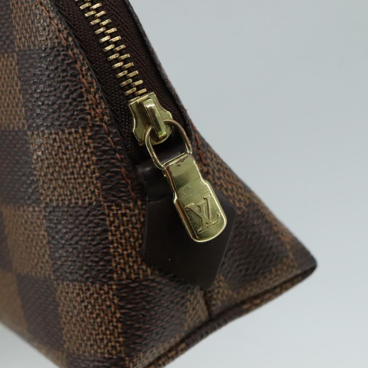 Louis Vuitton Louis Vuitton Cosmetic Pouch clutch Size ONE SIZE - 12 Thumbnail
