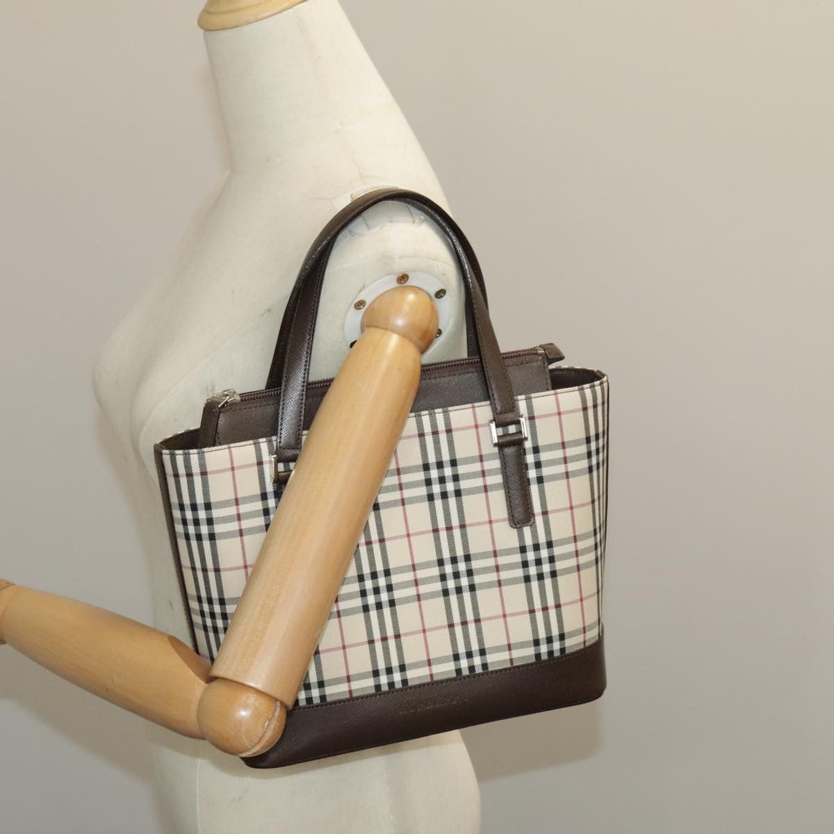 Burberry Burberry Nova Check handbag Size ONE SIZE - 11 Thumbnail