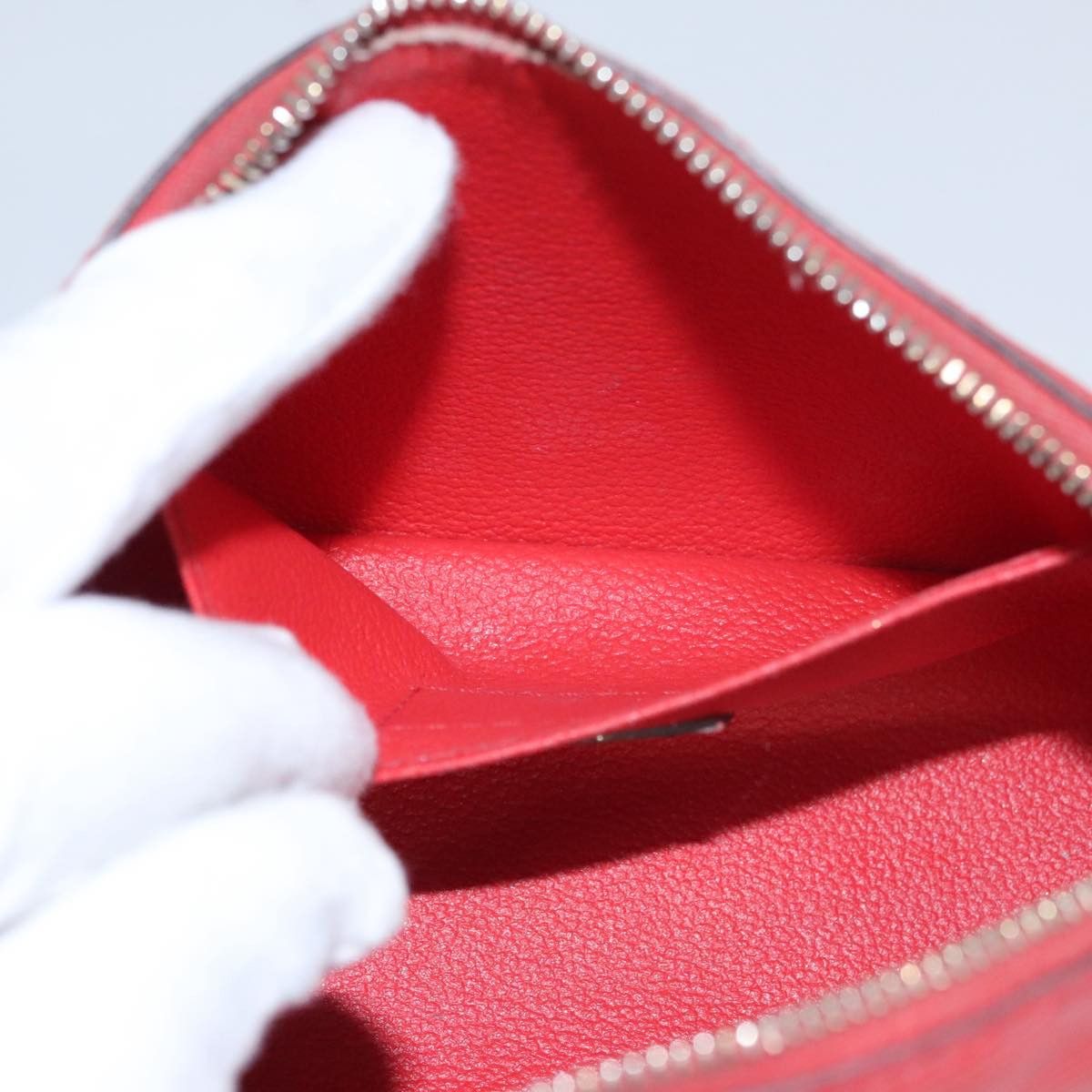 Louis Vuitton Louis Vuitton Cosmetic Pouch clutch Size ONE SIZE - 20 Thumbnail