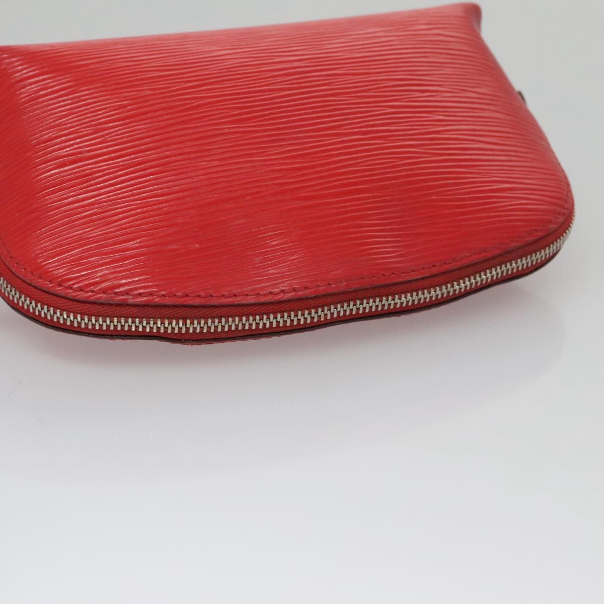 Louis Vuitton Louis Vuitton Cosmetic Pouch clutch Size ONE SIZE - 14 Thumbnail