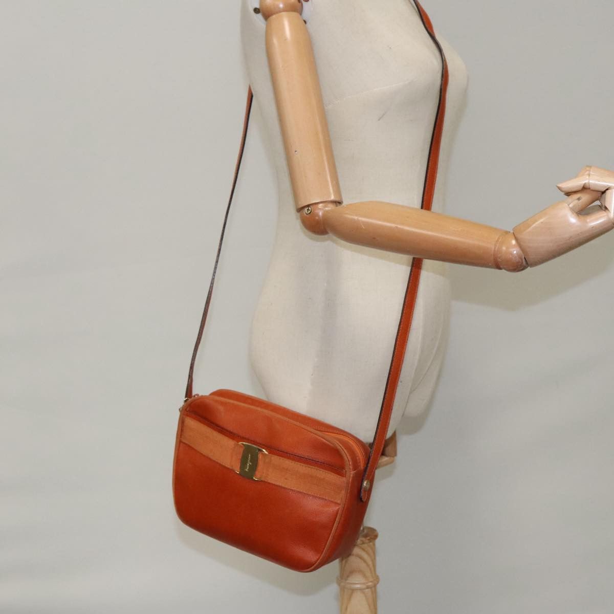 Salvatore Ferragamo Salvatore Ferragamo Vara shoulder Size ONE SIZE - 18 Thumbnail
