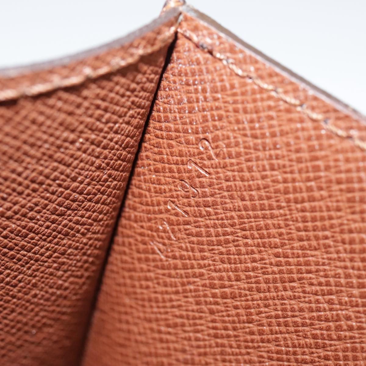 Louis Vuitton Louis Vuitton Arche shoulder Size ONE SIZE - 10 Thumbnail