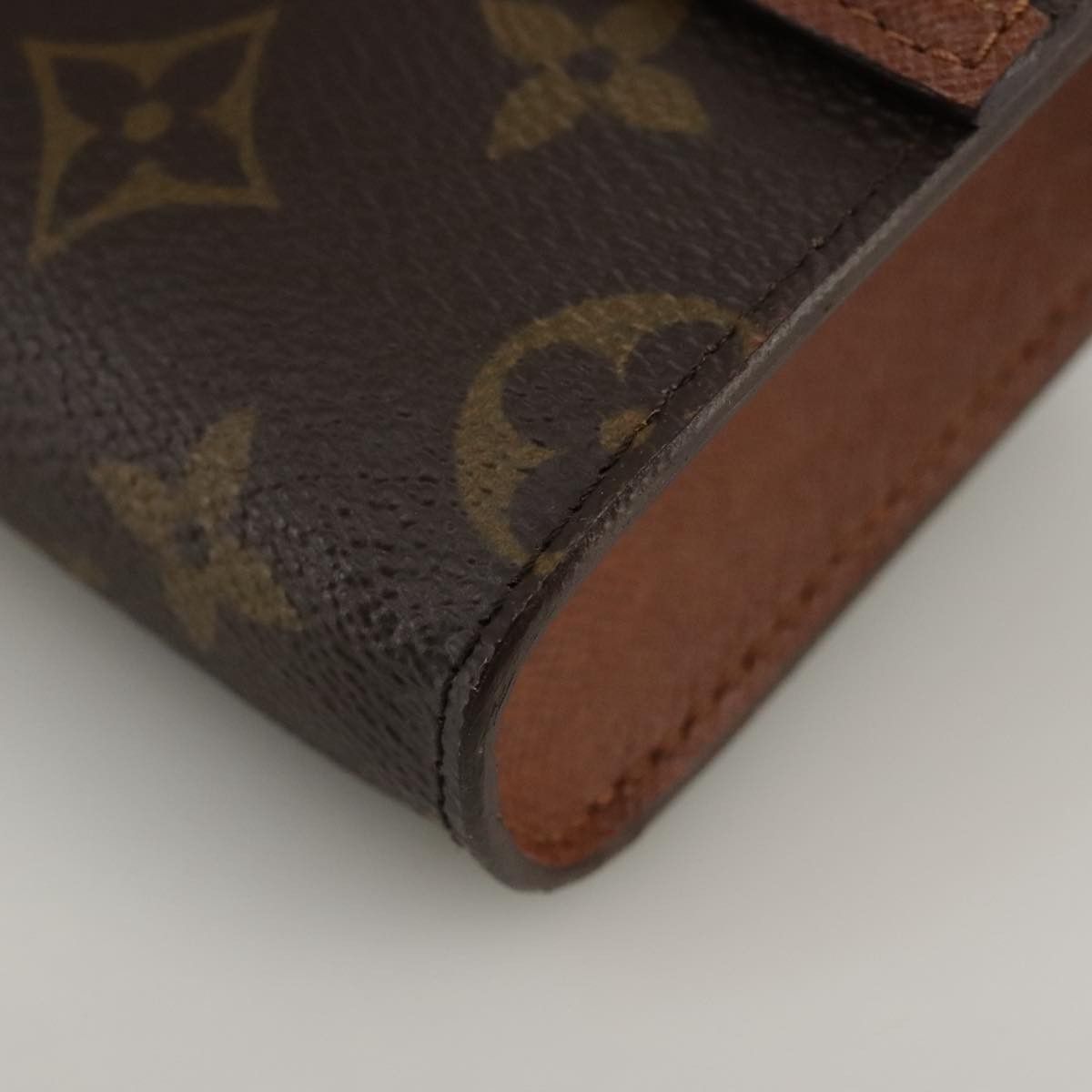 Louis Vuitton Louis Vuitton Arche shoulder Size ONE SIZE - 6 Thumbnail