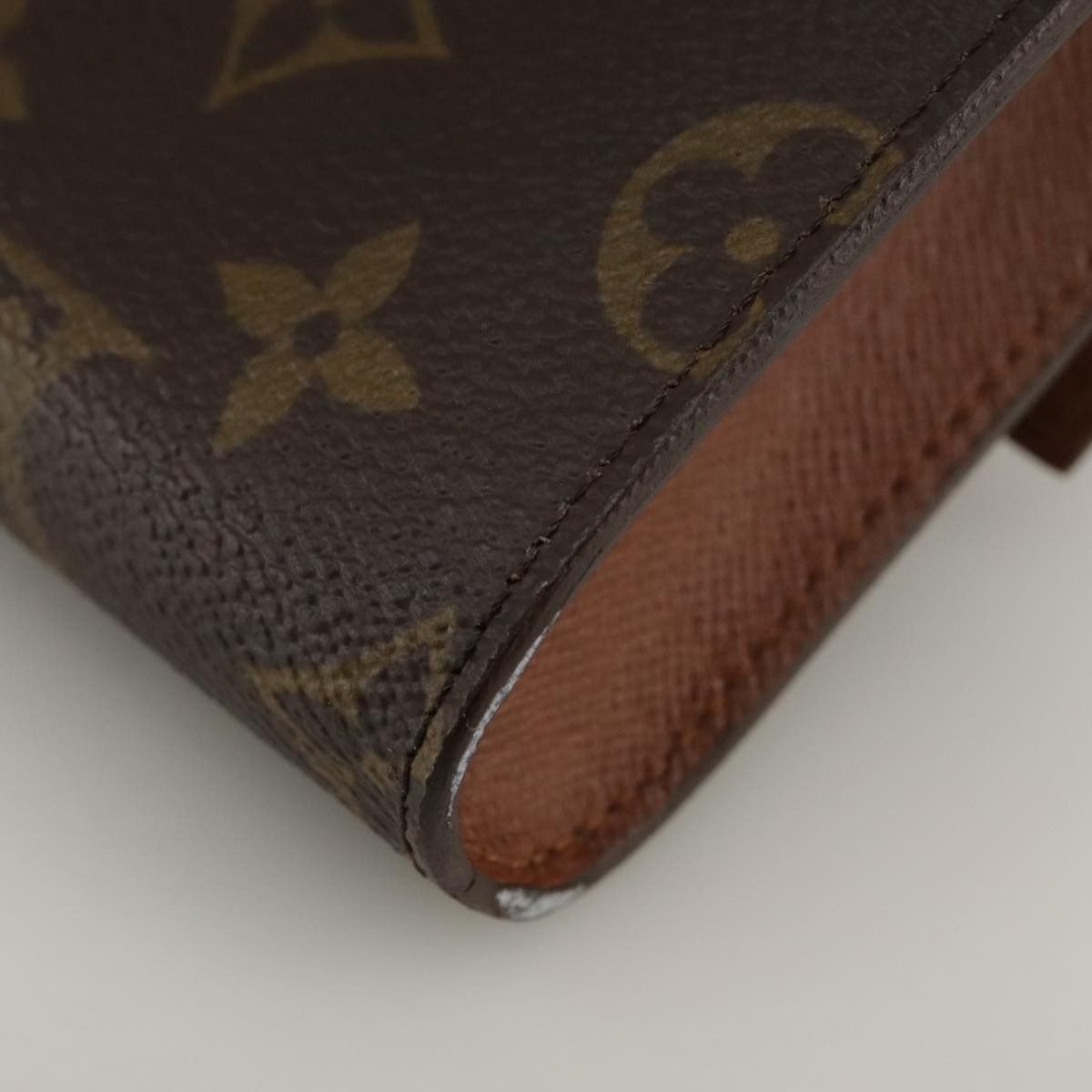 Louis Vuitton Louis Vuitton Arche shoulder Size ONE SIZE - 8 Thumbnail