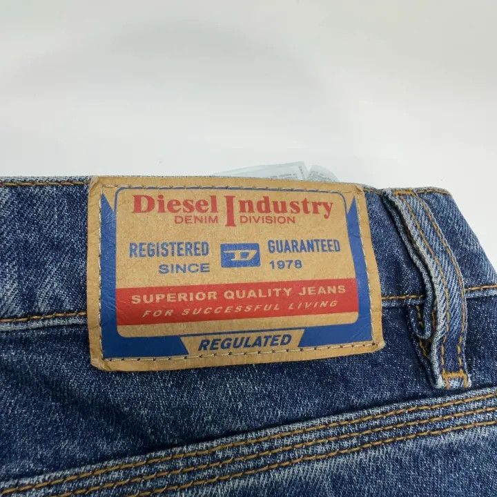 Diesel Diesel FW23 D-SIRE Loose Wide Leg Jeans 0079 Size US 26 / EU 42 - 8 Thumbnail