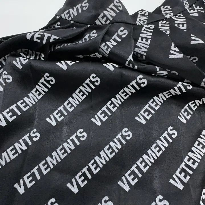 Vetements Vetements Printed Pleated Midi Skirt 0079 Size US 26 / EU 42 - 9 Thumbnail