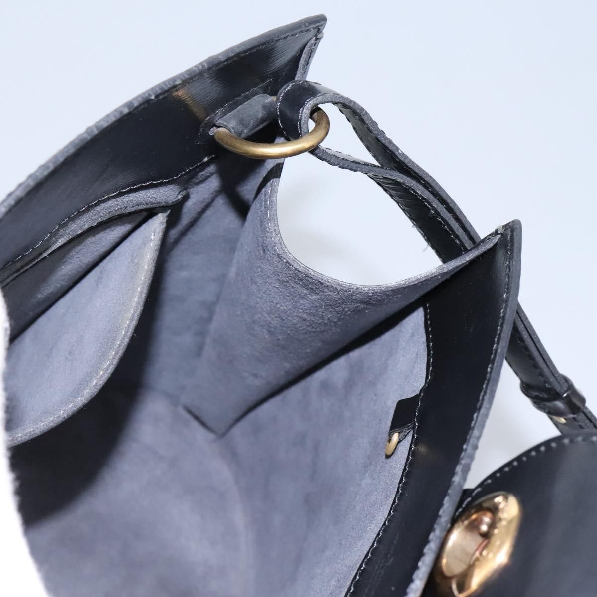 Louis Vuitton Louis Vuitton Cluny shoulder Size ONE SIZE - 16 Thumbnail