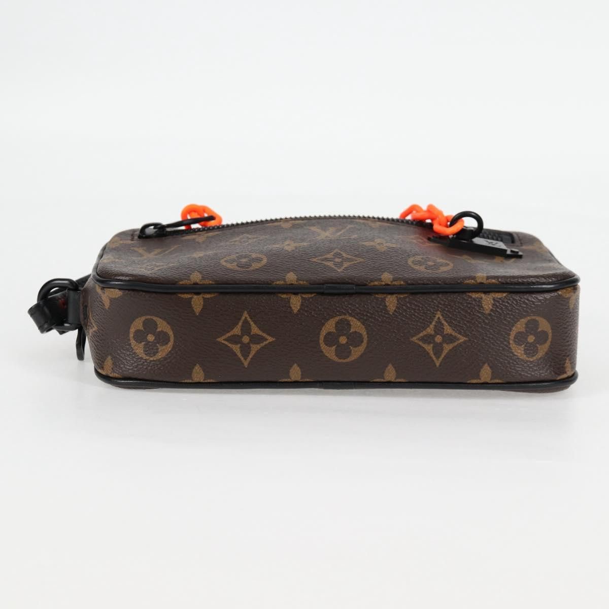 Louis Vuitton Louis Vuitton Volga clutch Size ONE SIZE - 17 Thumbnail