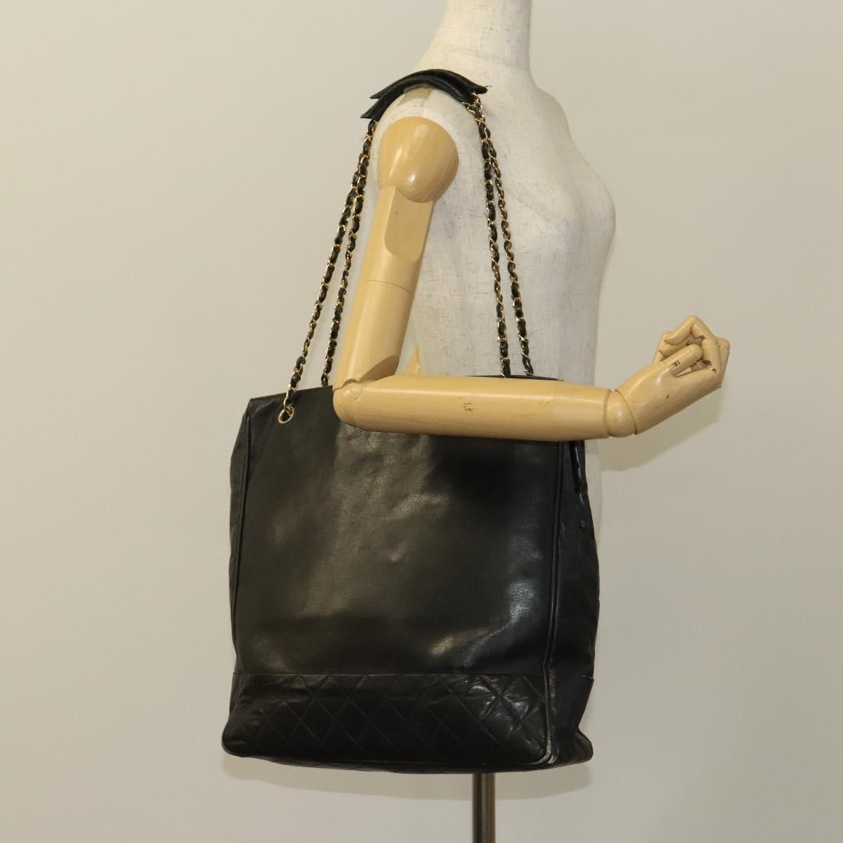 Chanel Chanel Quilted shoulder Size ONE SIZE - 13 Thumbnail