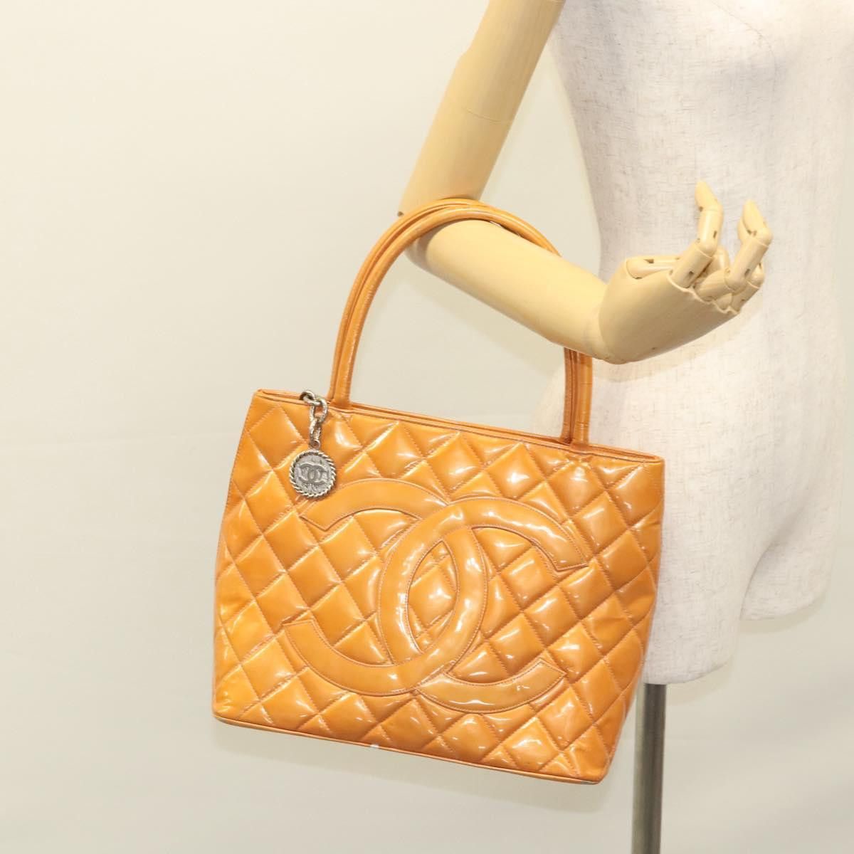 Chanel Chanel Medaillon tote Size ONE SIZE - 13 Thumbnail