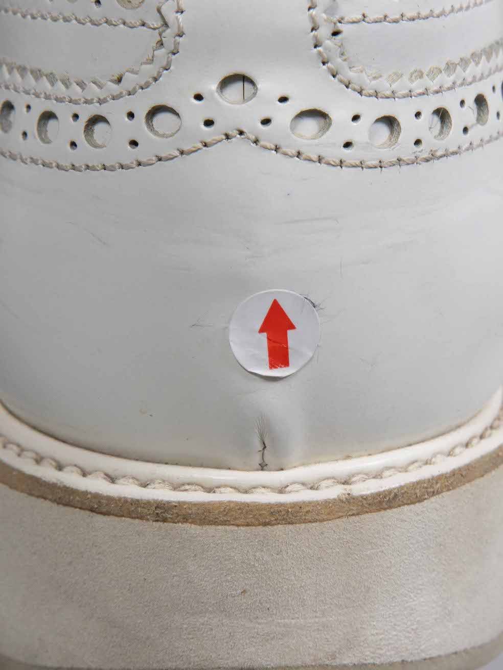 Church's White Leather Perforated Lace-Up Brogues Size US 8.5 / IT 38.5 - 8 Thumbnail